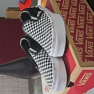 Kids Classic slip on checkered vans black and white brand new sneakers shoe